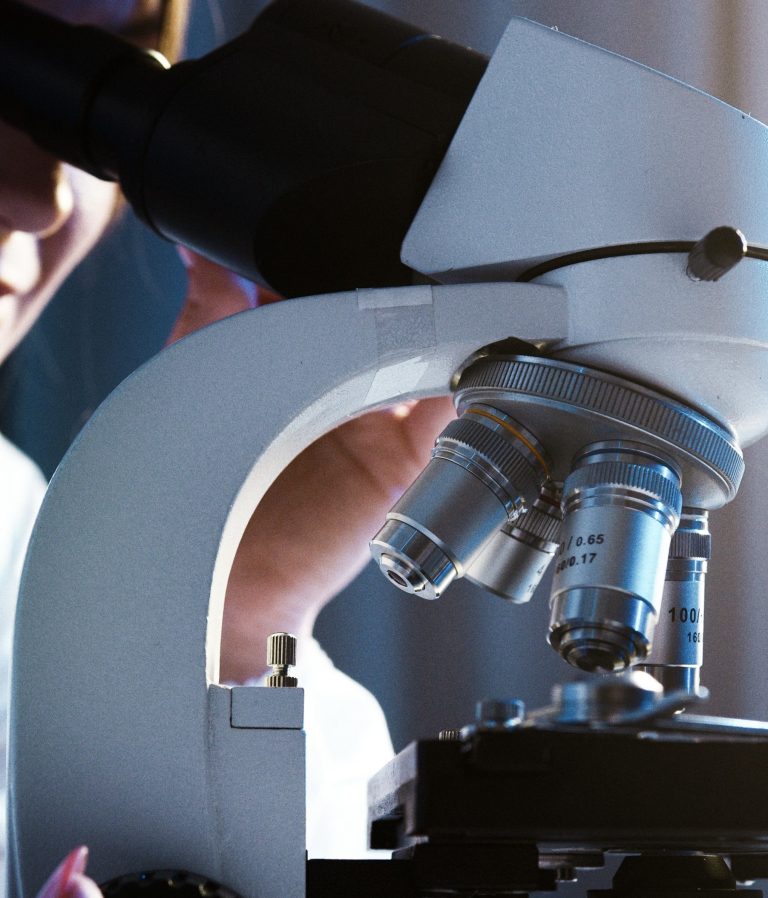 ESTADOS UNIDOS APRUEBA LA PRIMERA VACUNA CONTRA LA INFLUENZA BASADA EN TECNOLOGÍA MRNA