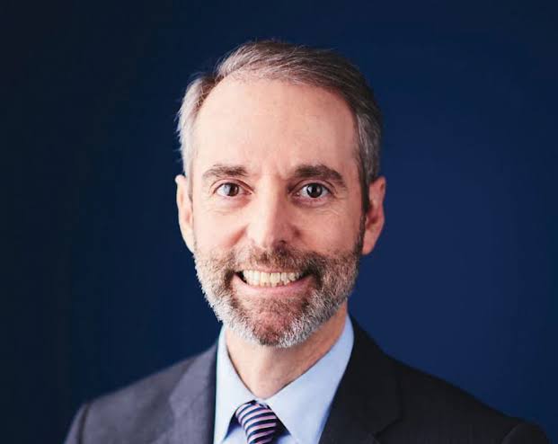 SHANE STRUM ES NOMBRADO PRESIDENTE Y CEO PERMANENTE DE MEMORIAL HEALTHCARE SYSTEM